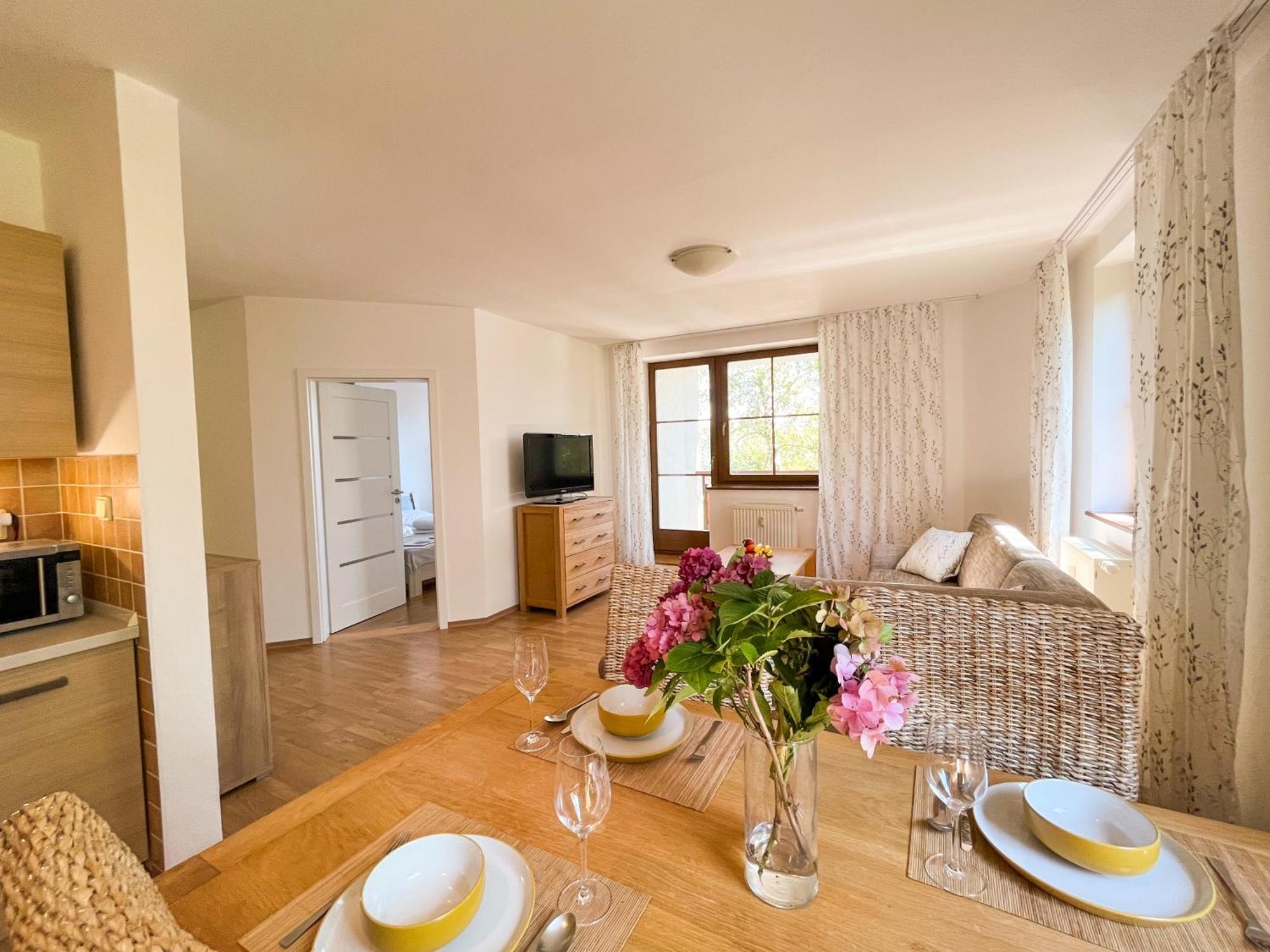 Slnecny 2-Izbovy Apartman Pod Lesom, Dolny Smokovec Vysoke Tatry Exterior photo